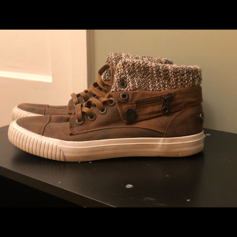 Women’s BlowFish Sneakers Size 9